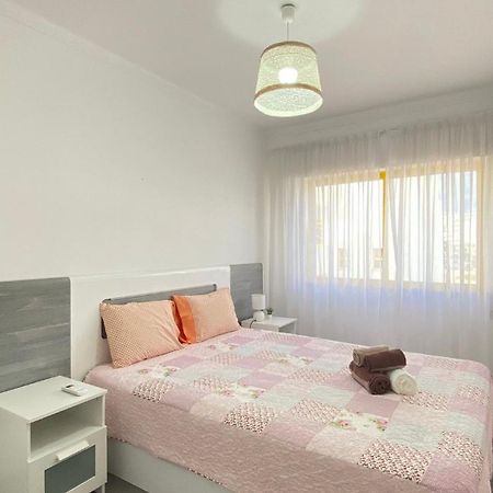 Quarteira Frente Praia II By Homeslow Rentals エクステリア 写真