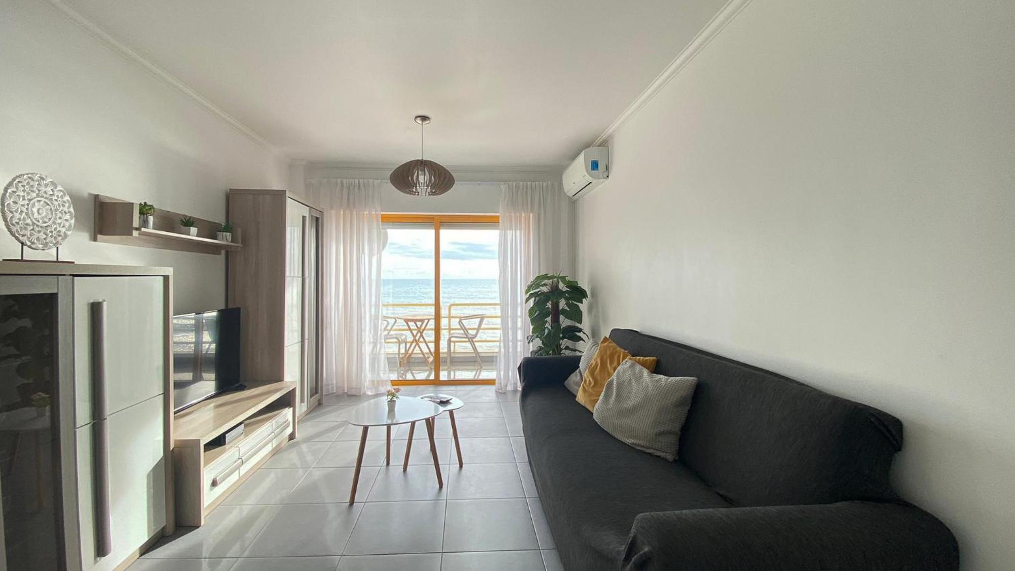 Quarteira Frente Praia II By Homeslow Rentals エクステリア 写真
