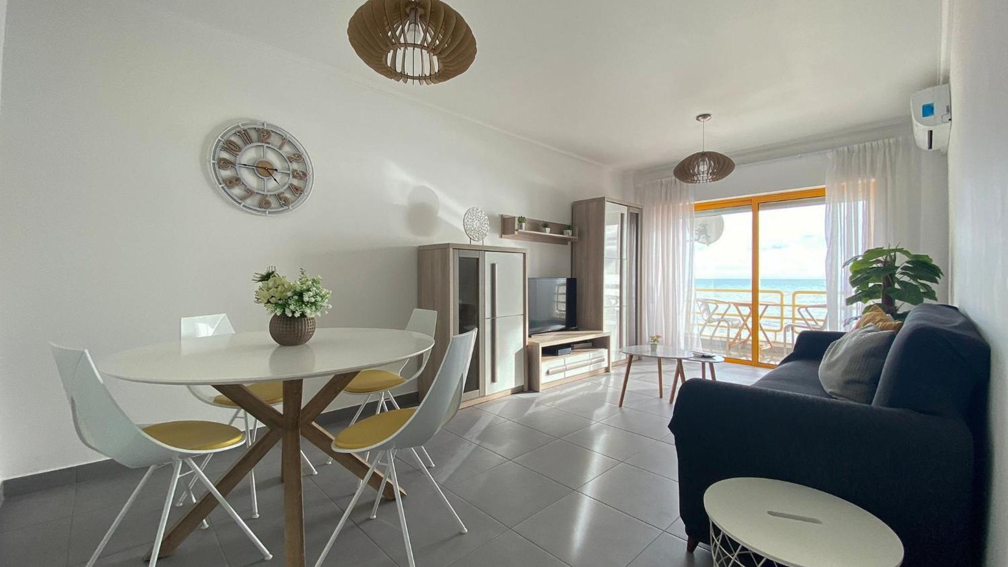Quarteira Frente Praia II By Homeslow Rentals エクステリア 写真